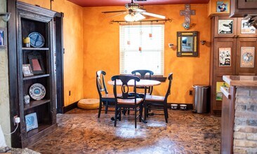 1911 Shadow Bend Dr in Houston, TX - Building Photo - Building Photo