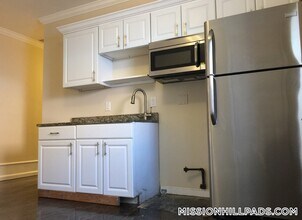 712 Shawmut Ave in Boston, MA - Building Photo - Building Photo