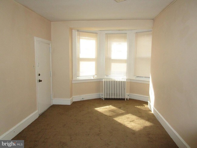 5358 Woodland Ave-Unit -2ND FL FRONT in Philadelphia, PA - Building Photo - Building Photo