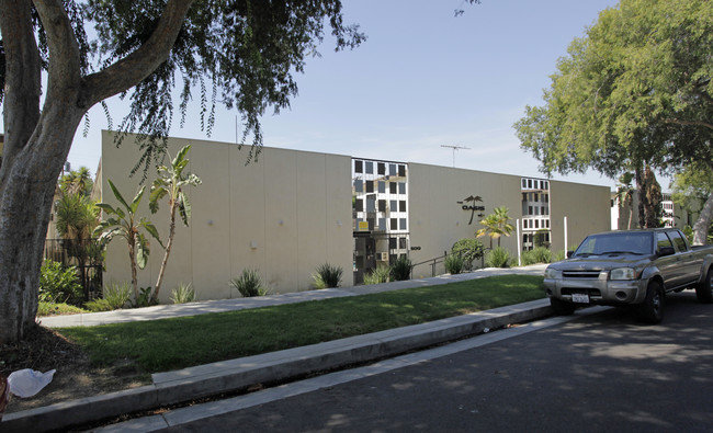 The Oasis in Upland, CA - Foto de edificio - Building Photo