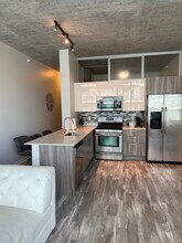 1345 S Wabash Ave in Chicago, IL - Building Photo - Building Photo