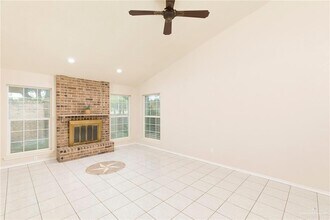 1216 Bluebird Ave in McAllen, TX - Building Photo - Building Photo