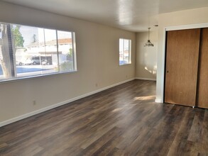 1521 Highland Dr in Hollister, CA - Building Photo - Building Photo
