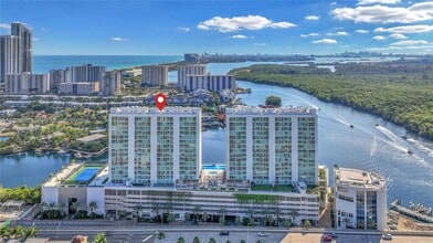 400 Sunny Isles Blvd in Sunny Isles Beach, FL - Foto de edificio - Building Photo