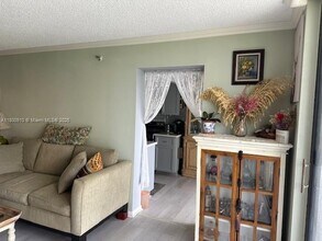 210 174th St in Sunny Isles Beach, FL - Building Photo - Building Photo