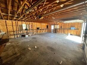 1214 W 9th St in Waterloo, IA - Building Photo - Building Photo