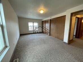 146 S Broadway Ave in Spring Valley, MN - Building Photo - Building Photo