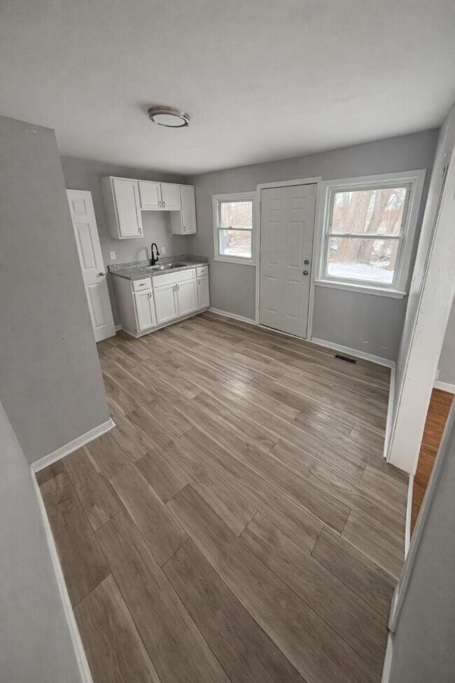 3618 E 9th Ave in Gary, IN - Building Photo - Building Photo