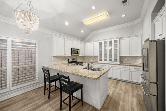 property at 4757 W Alabama St