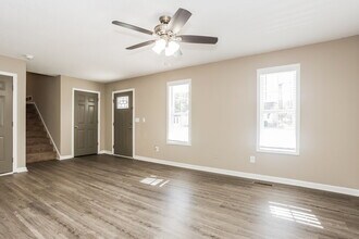 385 River Trace Dr in Villa Rica, GA - Foto de edificio - Building Photo