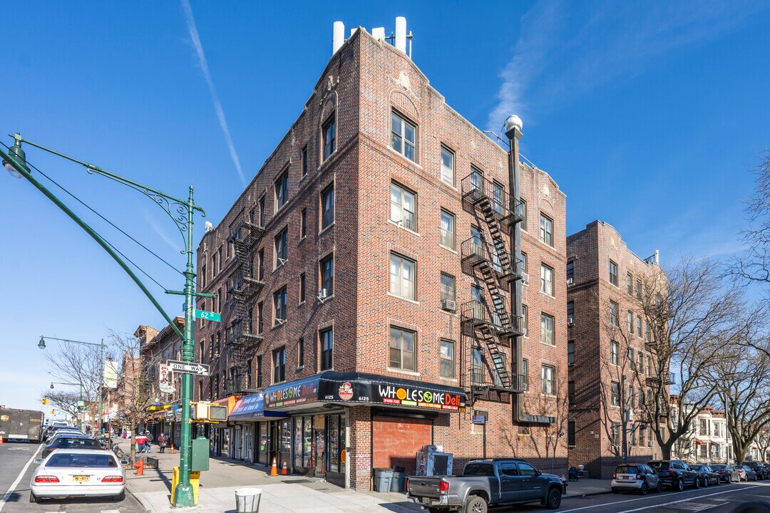 505 62nd St in Brooklyn, NY - Building Photo