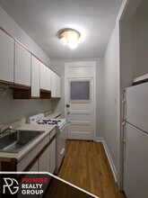 630 W Cornelia Ave, Unit #C622-N3 in Chicago, IL - Building Photo - Building Photo