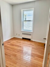 194 Battery Ave in Brooklyn, NY - Building Photo - Building Photo