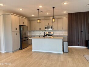 734 E Doral Ave in Gilbert, AZ - Building Photo - Building Photo