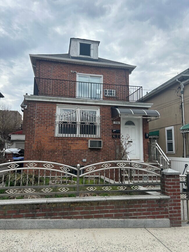 776 Adee Ave, Unit G in Bronx, NY - Building Photo - Building Photo