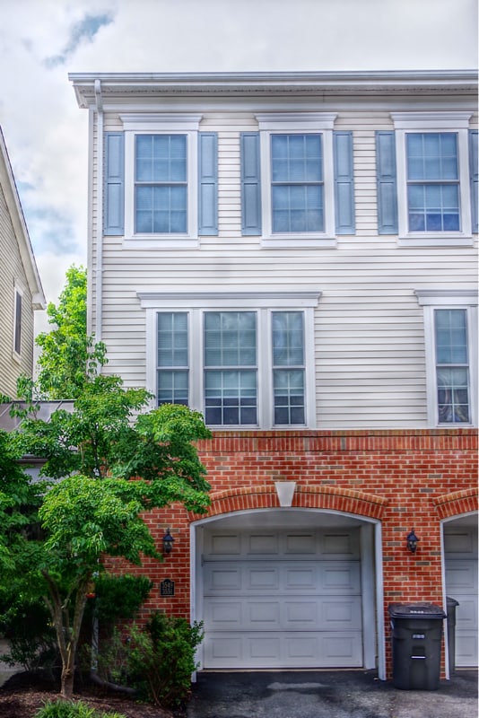 property at 3549 Huntley Manor Ln