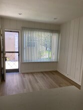 1253 Chelsea Ave in Santa Monica, CA - Building Photo - Building Photo