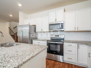 1455 92nd Way SE in Tumwater, WA - Building Photo - Building Photo