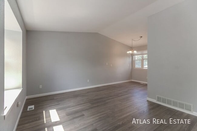 19003 E Mansfield Dr, Unit 1br in Aurora, CO - Foto de edificio - Building Photo