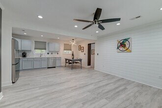 746 Cartwright Dr in Charleston, SC - Building Photo - Building Photo
