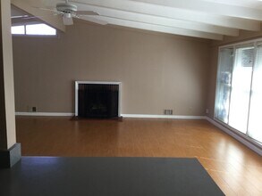 4686 Central Ave in Fremont, CA - Building Photo - Building Photo