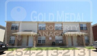 3402 Barcelona Dr in Killeen, TX - Building Photo