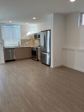 902 NW 56th St in Seattle, WA - Building Photo - Building Photo