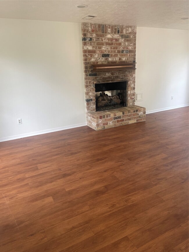 property at 17719 Cassina Dr