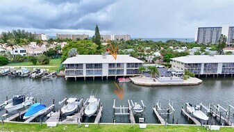 200 N El Mar Dr in Jensen Beach, FL - Building Photo