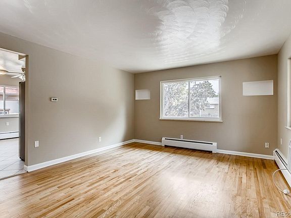 property at 4300 Umatilla St