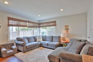 4202 4th Ave NW in Seattle, WA - Building Photo