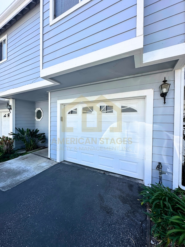 property at 1686 Eucalyptus Dr