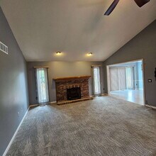 33010 Mazara Dr in Fraser, MI - Building Photo - Building Photo
