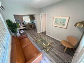 140 NE 71st St in Miami, FL - Building Photo