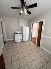 1566 W 116th St in Cleveland, OH - Building Photo - Building Photo