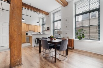 881 E 1st St, Unit 102 in Boston, MA - Building Photo - Building Photo