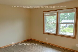 13324 Natchez Ave in Savage, MN - Building Photo - Building Photo