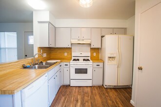 5300 Indio Cove-Unit -A in Austin, TX - Building Photo - Building Photo