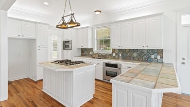 4161 Emily Dr in Port Allen, LA - Building Photo - Building Photo