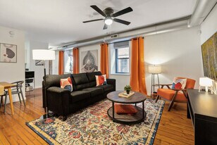 219 Vine St in Philadelphia, PA - Building Photo
