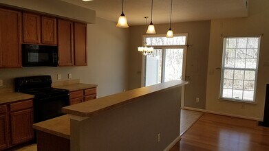 7005 Darby Ct in Suffolk, VA - Building Photo - Building Photo