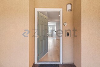 30 E Julian St in San Jose, CA - Building Photo - Building Photo