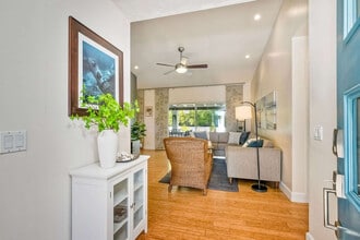211 Chapalita Dr in Encinitas, CA - Building Photo - Building Photo