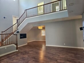 24802 Forest Knoll Ln in Lake Forest, CA - Building Photo - Building Photo