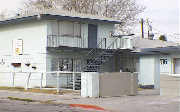 116 W Chicago Ave in Las Vegas, NV - Building Photo - Building Photo