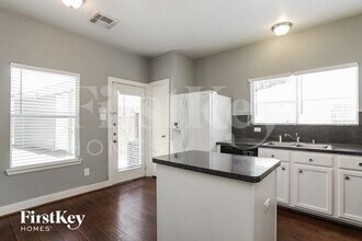 419 Laurel Sage Dr in Houston, TX - Foto de edificio - Building Photo