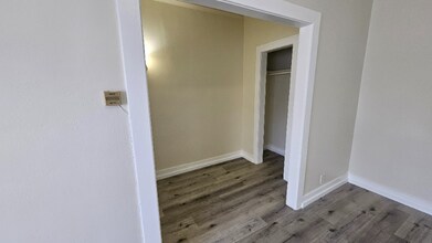 815 S Lake St in Los Angeles, CA - Building Photo - Building Photo