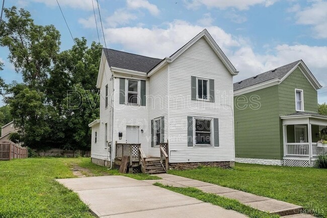 property at 4604 Glenshade Ave
