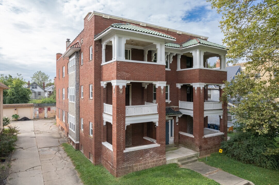 431 Kenilworth Ave in Toledo, OH - Building Photo