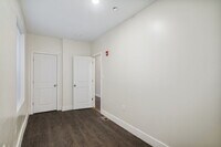 1825 W Master St, Unit 1 photo'